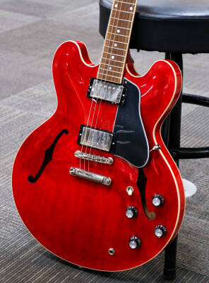 Store Special Product - Gibson - ES-335 DOT Semi-Hollow Body Electric - Sixties Cherry